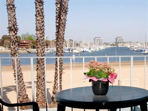 Hotel Foghorn Harbor 3*